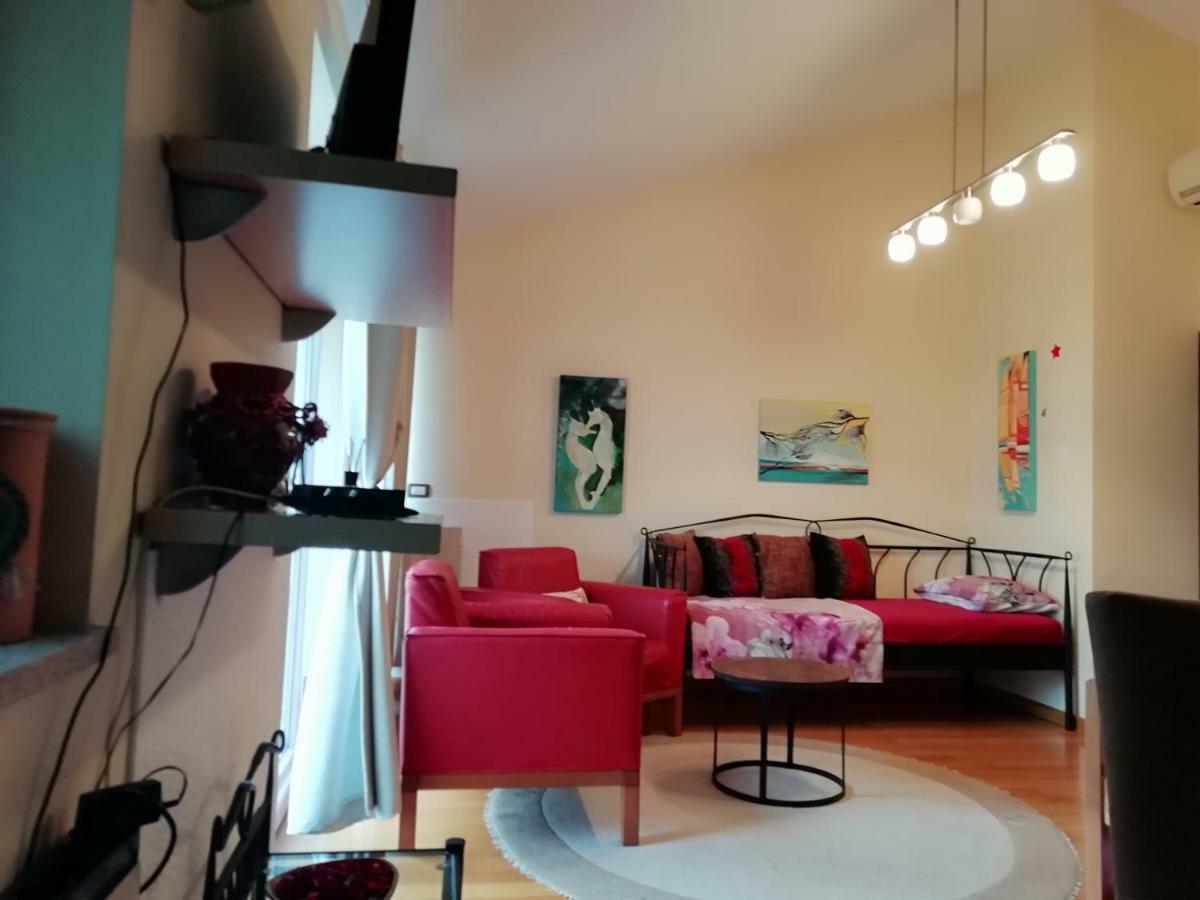 Apartments In Villa Azra Rijeka Extérieur photo