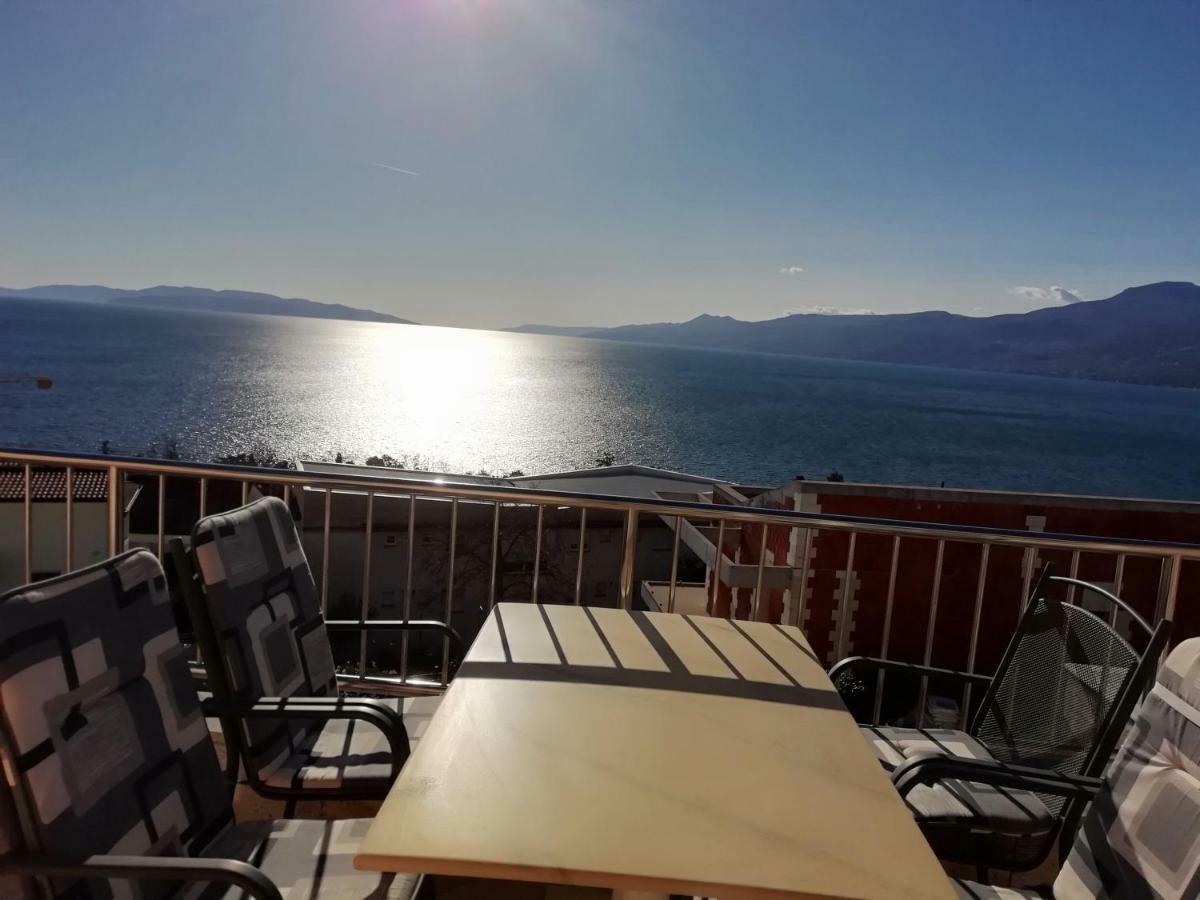 Apartments In Villa Azra Rijeka Extérieur photo